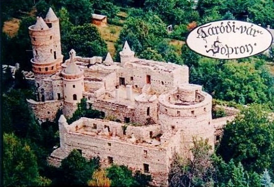 Soproni Taródi-vár / Bolondvár / soproni vár látogatása idegenvezetéssel